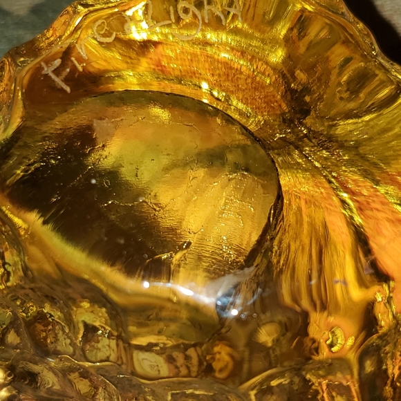 Stunning Recycled Glass Shell Votive Holder Signed Fire & Light Nautical Theme - Picture 2 of 8